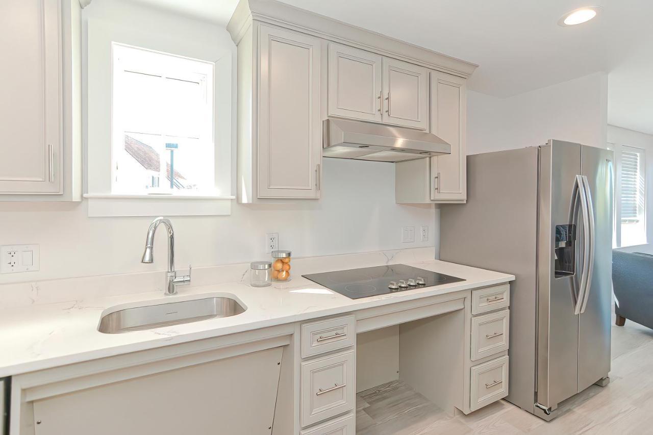 Downtown Plymouth Waterfront Luxury Condos Exterior foto