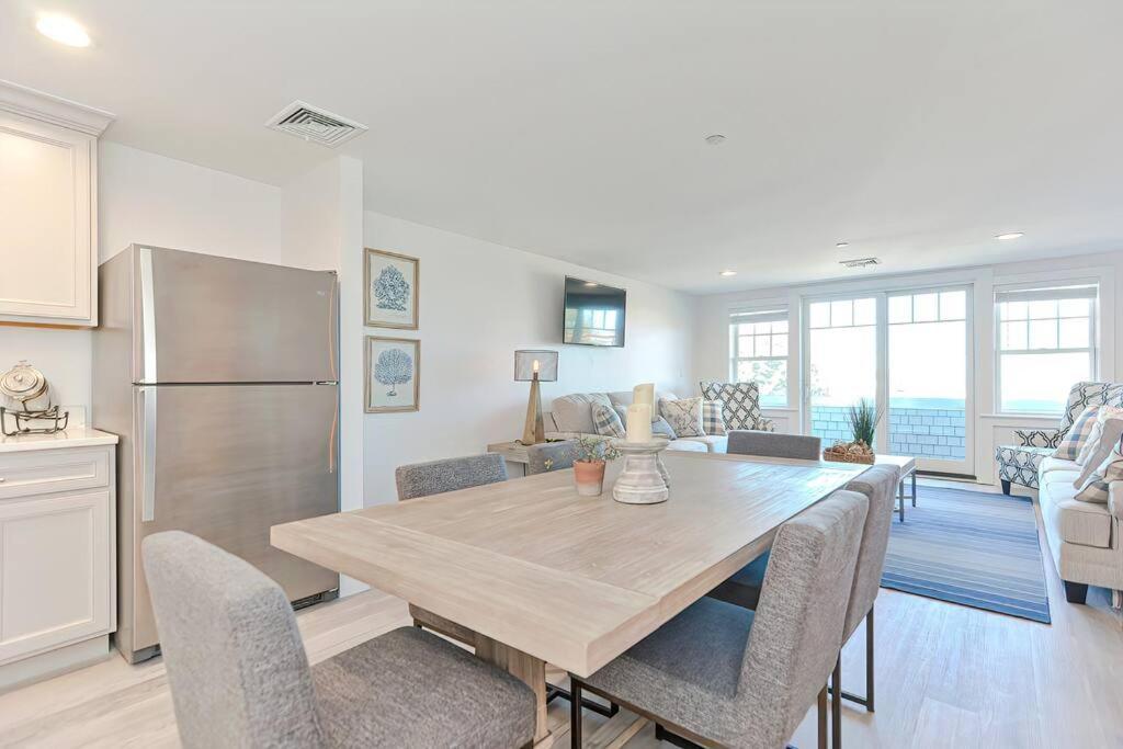 Downtown Plymouth Waterfront Luxury Condos Exterior foto